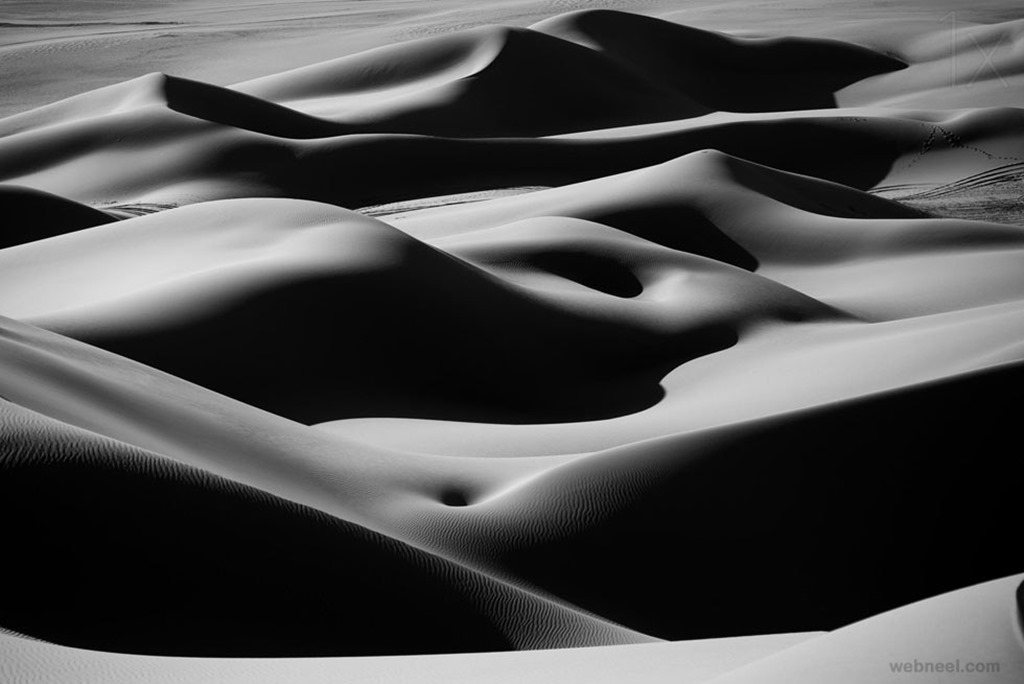 1-desert-curves-black-and-white-photography-by-ivan-slosar